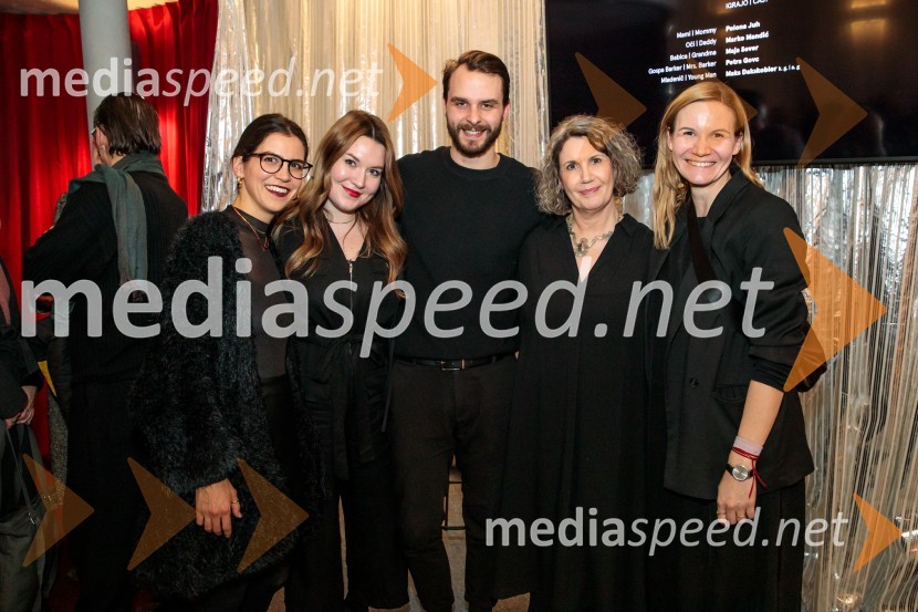  ... ;  ... ;  Blaž Dolenc, igralec;  Maja Sever, igralka;  Maša Pelko, režiserkaBog, premiera v SNG Drama Ljubljana