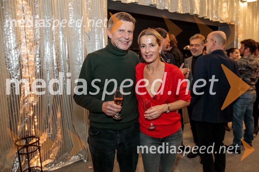  Borut  Veselko, igralec;  Maša Derganc, igralkaBog, premiera v SNG Drama Ljubljana