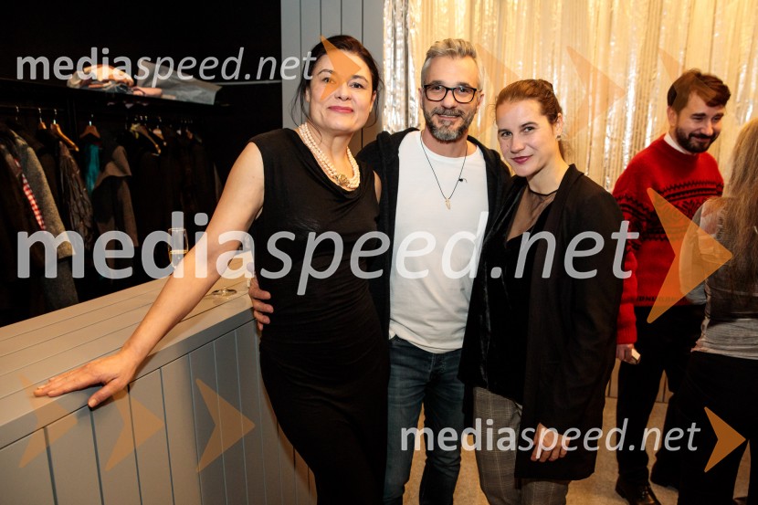  Pia Zemljič, igralka;  Primož  Vrhovec, igralec;  Eva Kraševec, dramaturginjaBog, premiera v SNG Drama Ljubljana