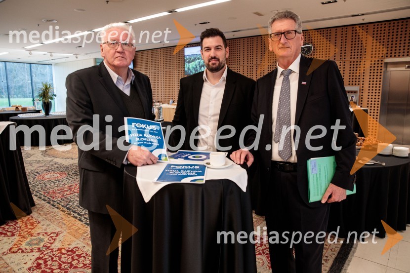  Dragan Todorović, gostujoči profesor strežbe iz Turističko-ugostiteljske šole Split;  Nejc Staroveški;  Marko Staroveški, svetnik, Državni svetUstanovni kongres Lotričeve stranke Fokus