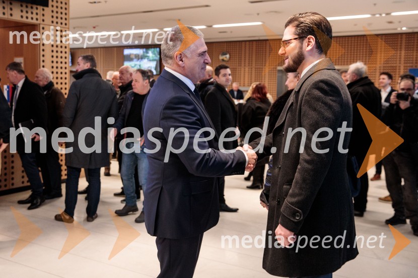  Marko Lotrič, predsednik, Državni svet;  ... Ustanovni kongres Lotričeve stranke Fokus