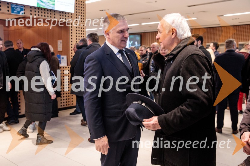  Marko Lotrič, predsednik, Državni svet;  ... Ustanovni kongres Lotričeve stranke Fokus