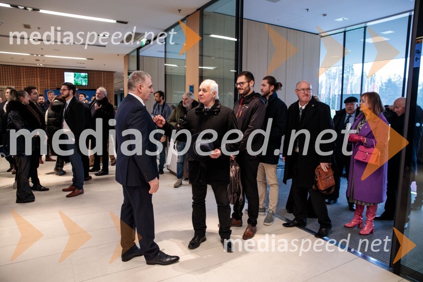 Ustanovni kongres Lotričeve stranke Fokus