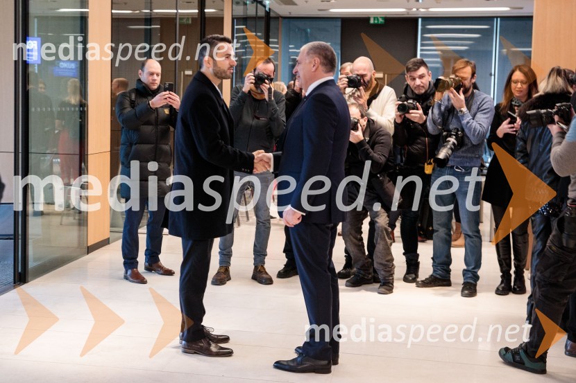  Matej Tonin, predsednik stranke NSi;  Marko Lotrič, predsednik, Državni svetUstanovni kongres Lotričeve stranke Fokus