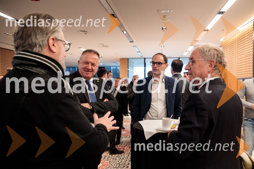  Anže Logar, predsednik stranke Demokrati, poslanec Državnega zbora Republike Slovenije;  Zdravko Počivalšek, nekdanji minister za gospodarski razvoj in tehnologijo;  Aleš Hojs, nekdanji minister za notranje zadeveUstanovni kongres Lotričeve stranke Fokus