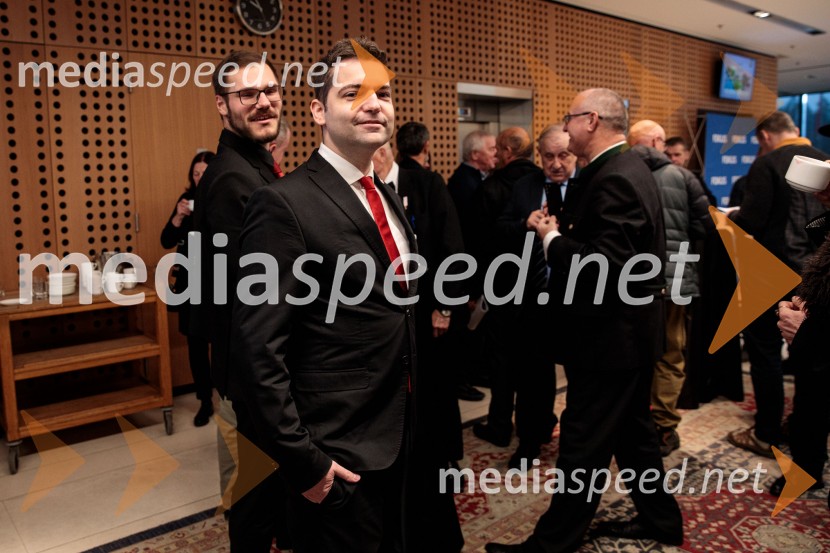 Ustanovni kongres Lotričeve stranke Fokus