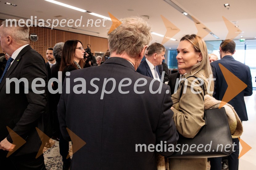 Ustanovni kongres Lotričeve stranke Fokus