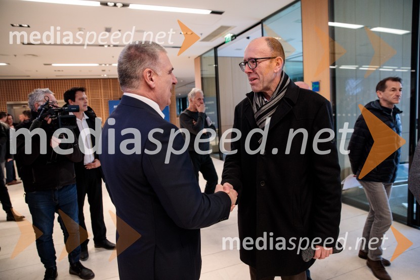  Marko Lotrič, predsednik, Državni svet;  ... Ustanovni kongres Lotričeve stranke Fokus