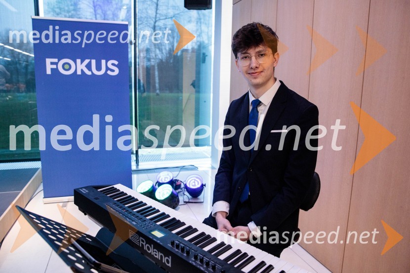 Ustanovni kongres Lotričeve stranke Fokus