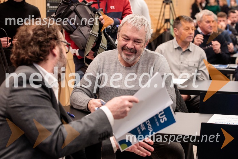 Ustanovni kongres Lotričeve stranke Fokus