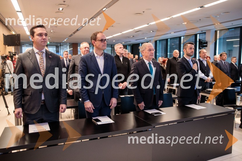  Marko  Balažic, predsednik SLS;  Anže Logar, predsednik stranke Demokrati, poslanec Državnega zbora Republike Slovenije;  Aleš Hojs, nekdanji minister za notranje zadeve;  Matej Tonin, predsednik stranke NSiUstanovni kongres Lotričeve stranke Fokus