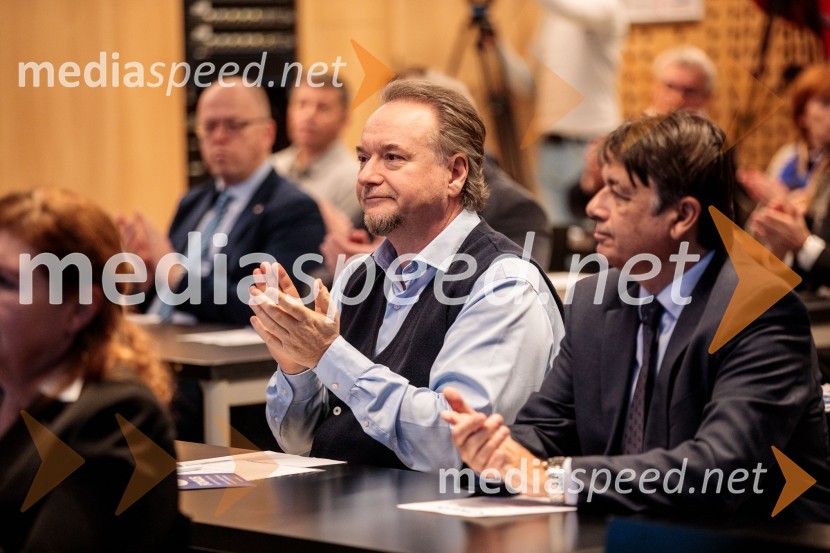  Patrik Greblo, dirigentUstanovni kongres Lotričeve stranke Fokus