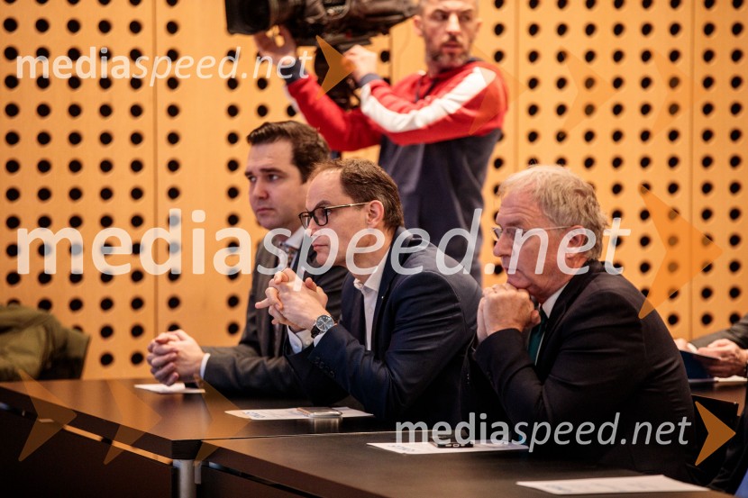  Marko Balažic, predsednik SLS;  Anže Logar, predsednik stranke Demokrati, poslanec Državnega zbora Republike Slovenije;  Aleš Hojs, nekdanji minister za notranje zadeveUstanovni kongres Lotričeve stranke Fokus