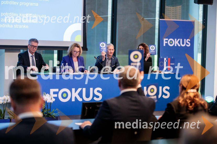  ... ;  Monika Kirbiš Rojs, sekretarka, Državni svetUstanovni kongres Lotričeve stranke Fokus