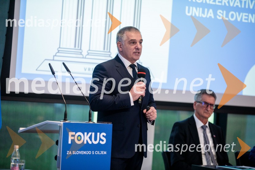  Marko Lotrič, predsednik, Državni svet;  Marko Staroveški, svetnik, Državni svetUstanovni kongres Lotričeve stranke Fokus