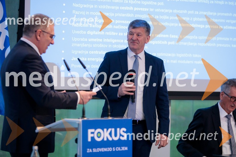  Marko Lotrič, predsednik, Državni svet;  Franci Bogovič, poslanec Evropskega parlamenta, SLSUstanovni kongres Lotričeve stranke Fokus