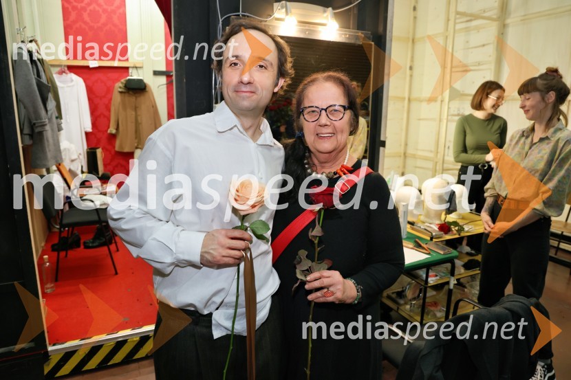  Nejc Ropert, igralec;  Metka Damjan, lektoricaJančarjev roman In ljubezen tudi na odru Drame SNG Maribor