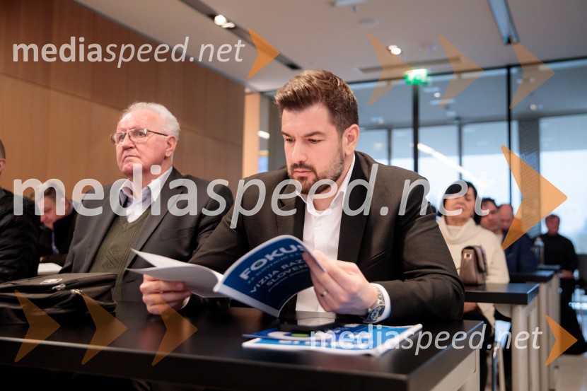 Ustanovni kongres Lotričeve stranke Fokus