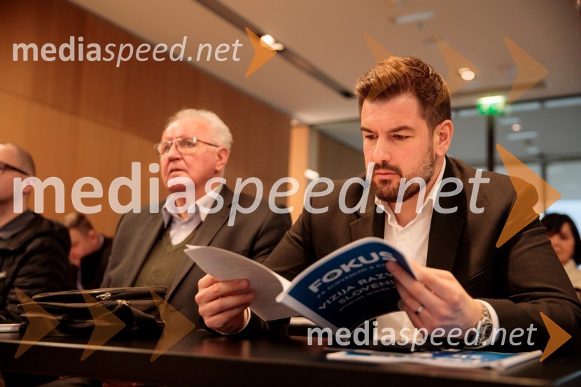 Ustanovni kongres Lotričeve stranke Fokus