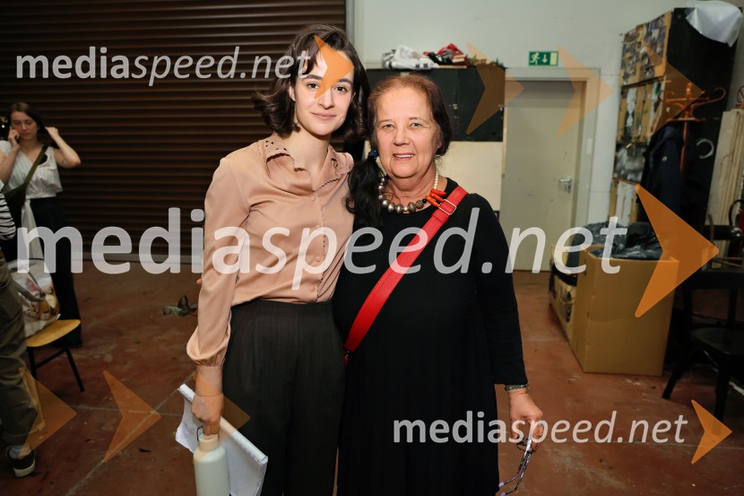  Gaja Filač, igralka;  Metka Damjan, lektoricaJančarjev roman In ljubezen tudi na odru Drame SNG Maribor