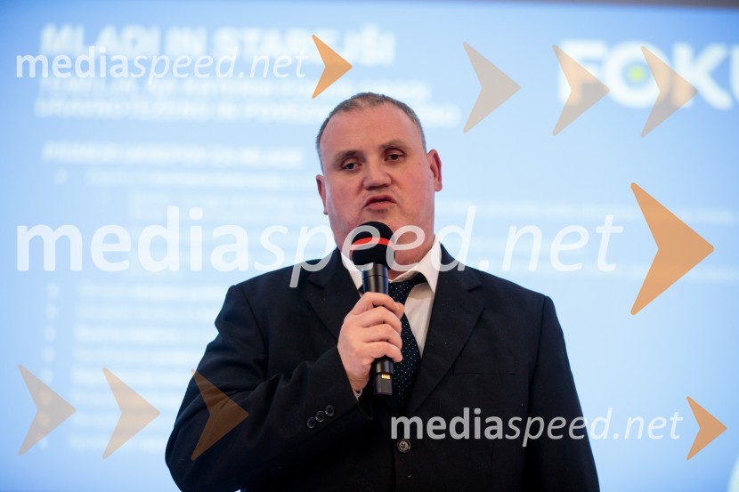 Ustanovni kongres Lotričeve stranke Fokus