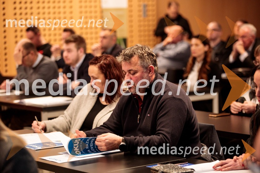 Ustanovni kongres Lotričeve stranke Fokus