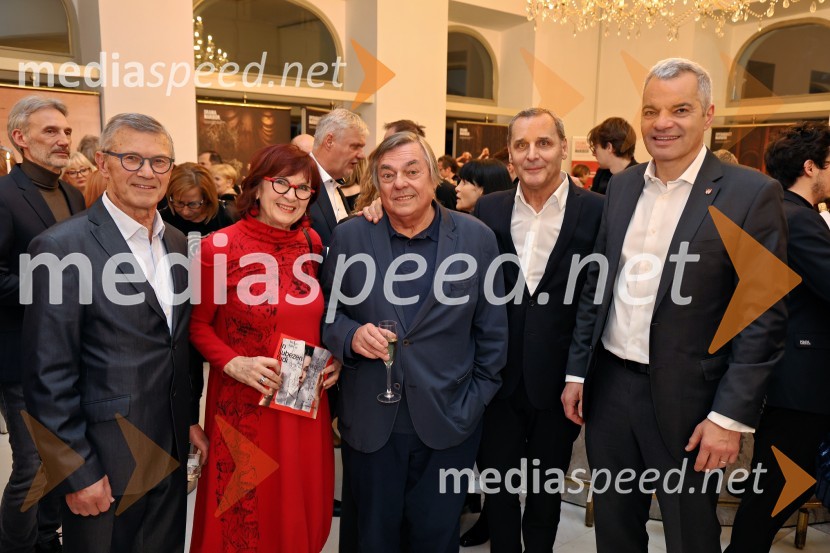  ... ;  ... ;  Drago Jančar, pisatelj;  Danilo Rošker, direktor SNG Maribor;  Aleksander Saša Arsenovič, župan, Mestna občina MariborJančarjev roman In ljubezen tudi na odru Drame SNG Maribor