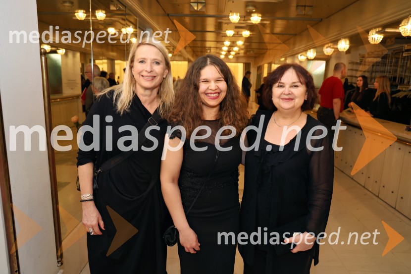  Tatjana Doma, dramaturginja SLG Celje;  Irena Varga, igralkaJančarjev roman In ljubezen tudi na odru Drame SNG Maribor