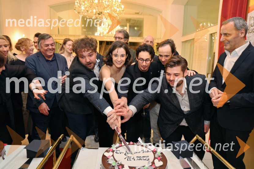 Jančarjev roman In ljubezen tudi na odru Drame SNG Maribor