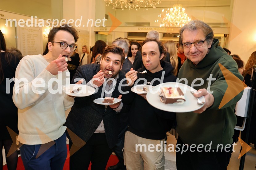  Matija Stipanič, igralec;  Jakob Šfiligoj, igralec;  Nejc Ropert, igralec;  Mitja Vrhovnik Smrekar, skladatelj, član skupine Bossa de NovoJančarjev roman In ljubezen tudi na odru Drame SNG Maribor