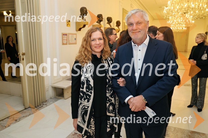 Jančarjev roman In ljubezen tudi na odru Drame SNG Maribor