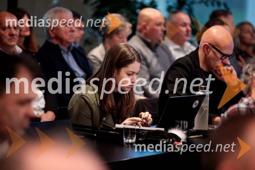 Ustanovni kongres Lotričeve stranke Fokus