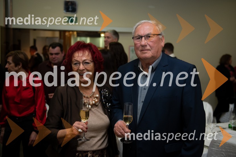 Nina Polanec okronana za 28. Vinsko kraljico Slovenije