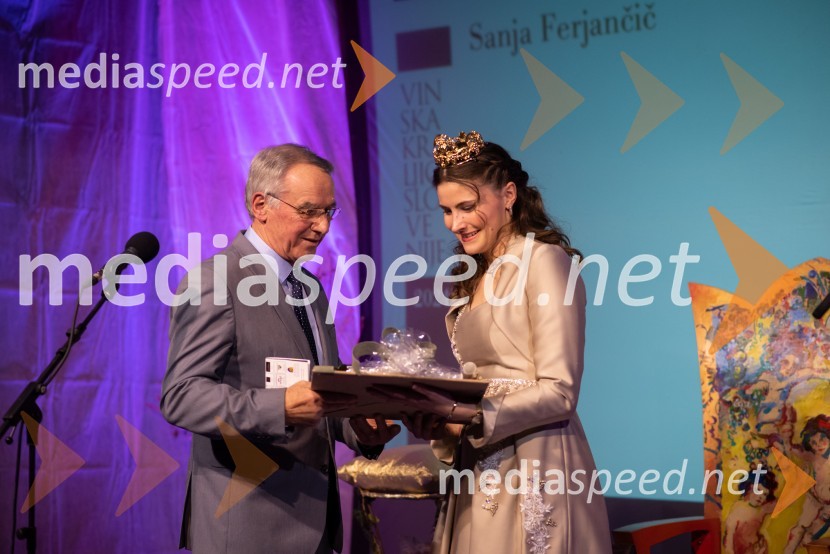  Janez Erjavec, direktor, Pomurski sejem, d.d., Gornja Radgona;  Sanja Ferjančič, 27. Vinska kraljica Slovenije 2024Nina Polanec okronana za 28. Vinsko kraljico Slovenije