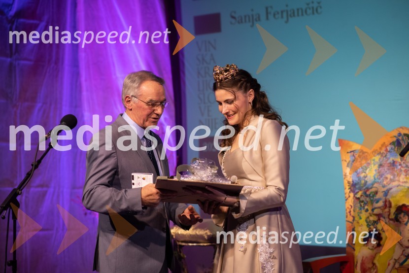  Janez Erjavec, direktor, Pomurski sejem, d.d., Gornja Radgona;  Sanja Ferjančič, 27. Vinska kraljica Slovenije 2024Nina Polanec okronana za 28. Vinsko kraljico Slovenije