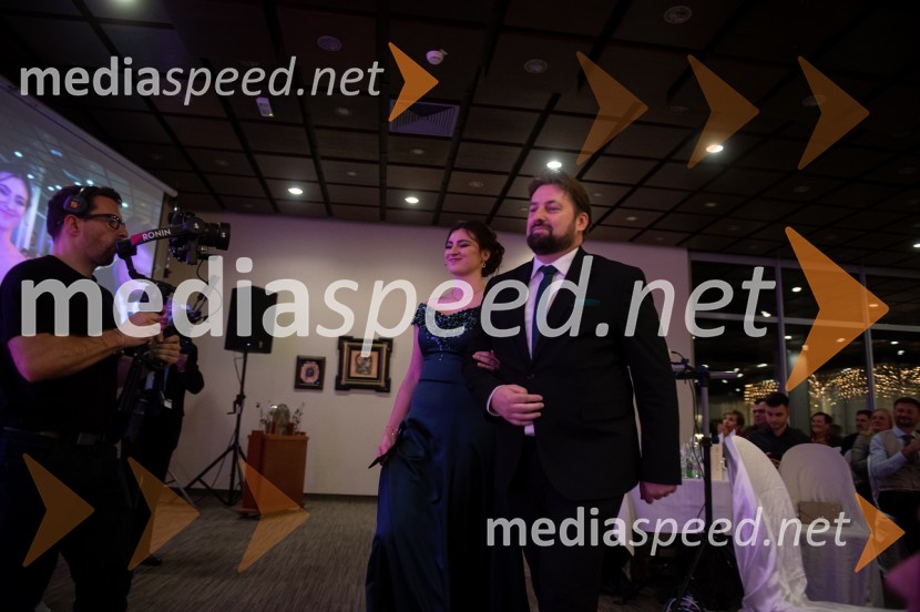  Nina  Polanec, 28. Vinska kraljica Slovenije 2025;  ... Nina Polanec okronana za 28. Vinsko kraljico Slovenije