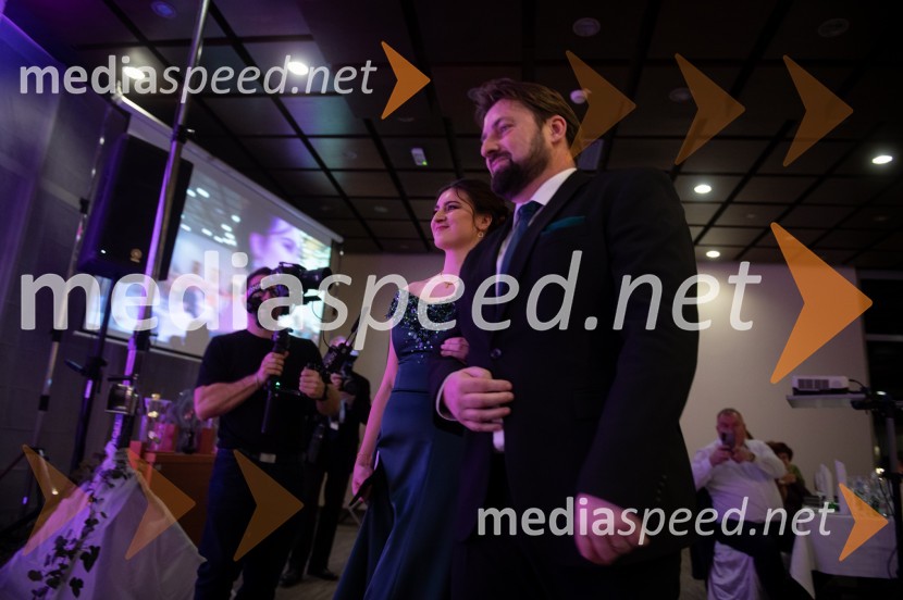  Nina  Polanec, 28. Vinska kraljica Slovenije 2025;  ... Nina Polanec okronana za 28. Vinsko kraljico Slovenije