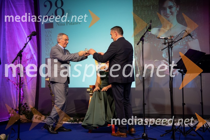  Janez Erjavec, direktor, Pomurski sejem, d.d., Gornja Radgona;  Ervin KosiNina Polanec okronana za 28. Vinsko kraljico Slovenije