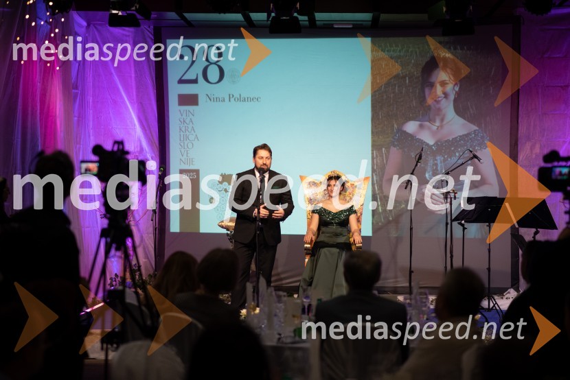  ... ;  Nina  Polanec, 28. Vinska kraljica Slovenije 2025Nina Polanec okronana za 28. Vinsko kraljico Slovenije