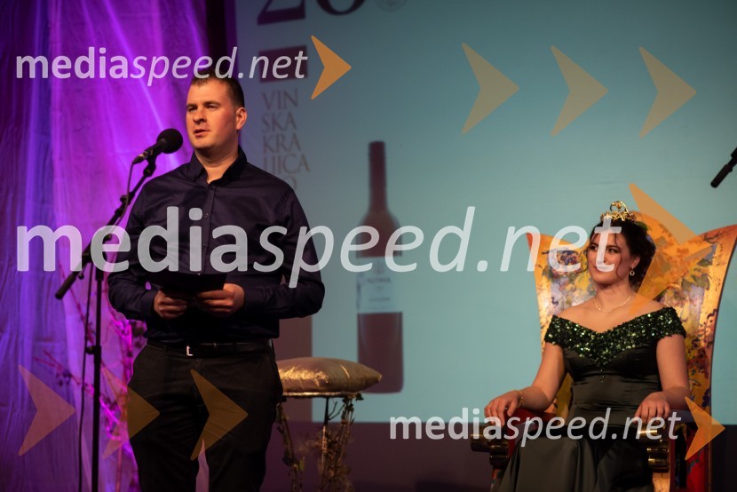  ... ;  Nina  Polanec, 28. Vinska kraljica Slovenije 2025Nina Polanec okronana za 28. Vinsko kraljico Slovenije