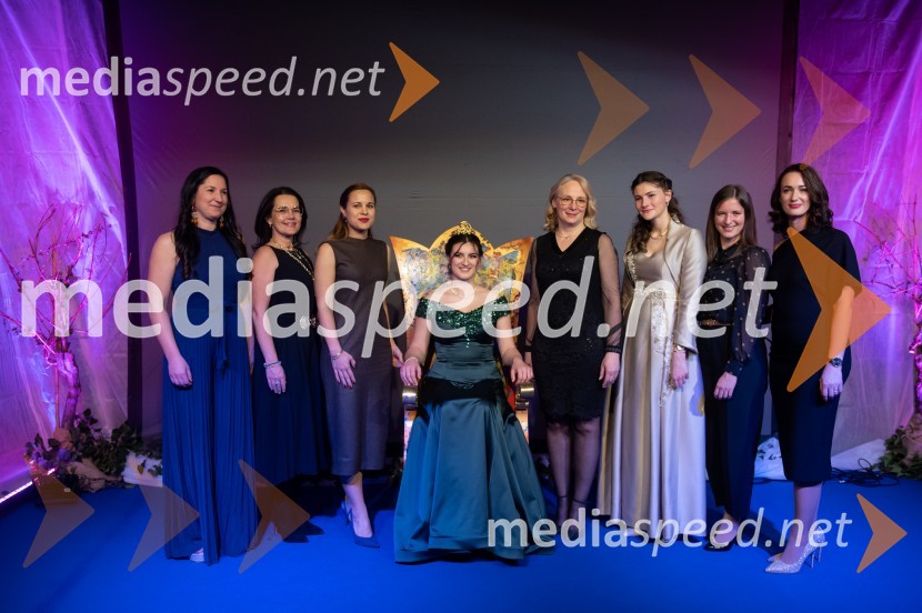 Nina Polanec okronana za 28. Vinsko kraljico Slovenije