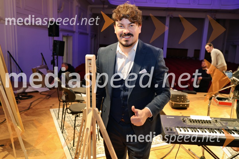  Sergije Lugovski, pevecModrijani, koncert ob 25-letnici glasbene poti