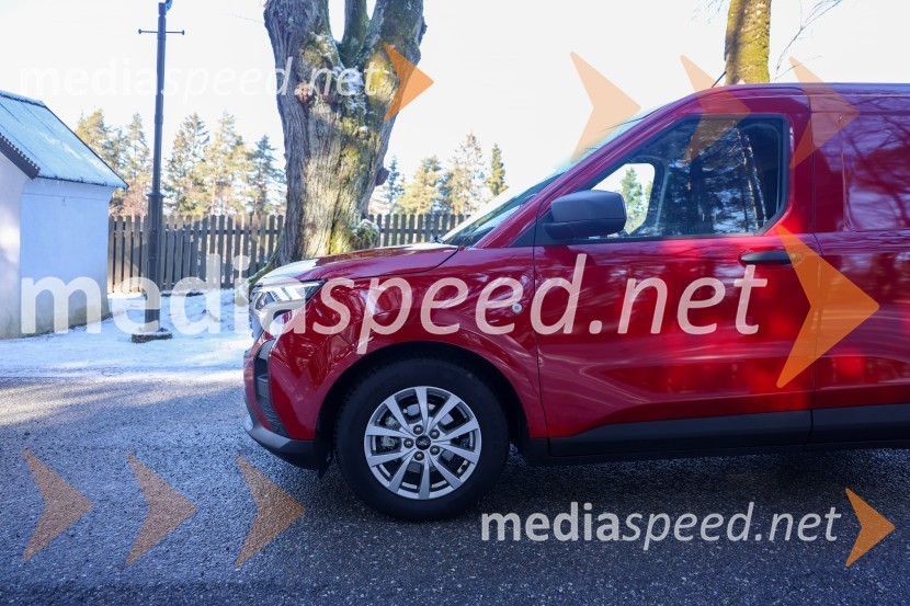 FORD Transit courier TREND