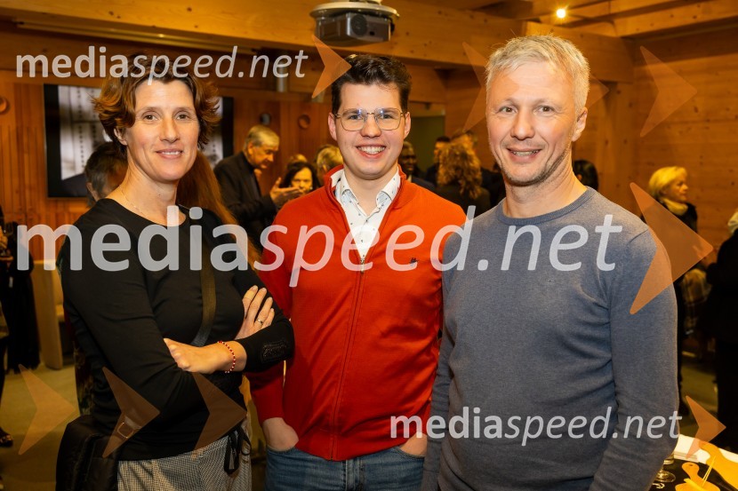 Iskrivo v živo: gost v skednju Škrabčeve domačije zasl. prof. dr. Danilo Türk