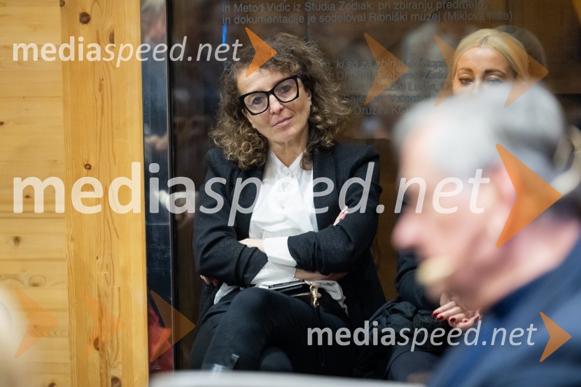  Polona Lovšin, vodja komunikacij, Riko d.o.o.Iskrivo v živo: gost v skednju Škrabčeve domačije zasl. prof. dr. Danilo Türk