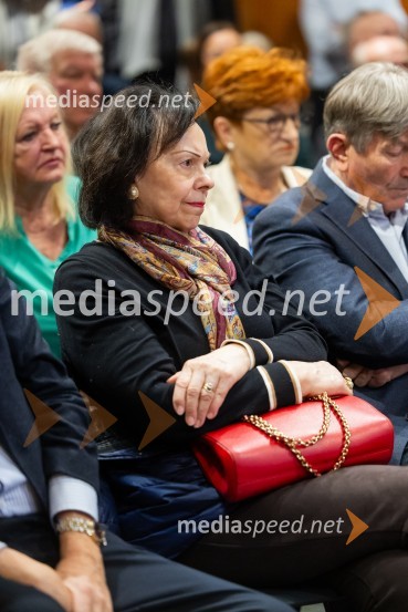  Barbara Miklič TürkIskrivo v živo: gost v skednju Škrabčeve domačije zasl. prof. dr. Danilo Türk