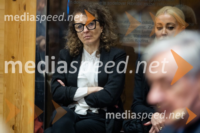  Polona Lovšin, vodja komunikacij, Riko d.o.o.Iskrivo v živo: gost v skednju Škrabčeve domačije zasl. prof. dr. Danilo Türk