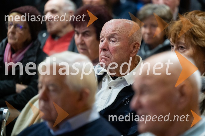  Božo Dimnik, lobist in poslovnež, častni konzul HrvaškeIskrivo v živo: gost v skednju Škrabčeve domačije zasl. prof. dr. Danilo Türk