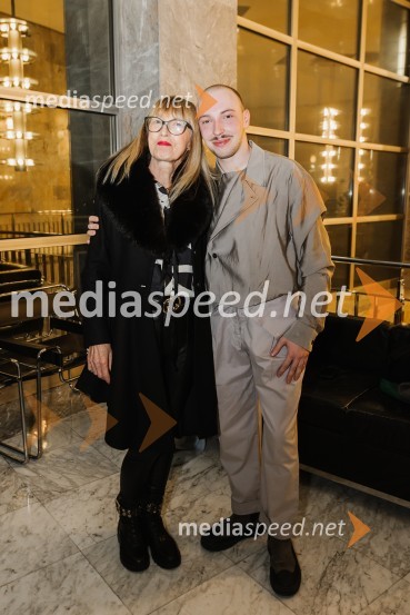  ... ;  Luka Vodopivec, plesalecPrometej, premiera plesne uprizoritve v SNG Nova Gorica