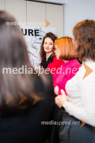  Amela KujovićLondonska šola za odnose z javnostmi (LSPR), podelitev diplom 2024